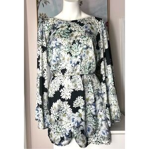 Topshop Blue White Black Floral Bell Sleeve Satin Romper Size 12